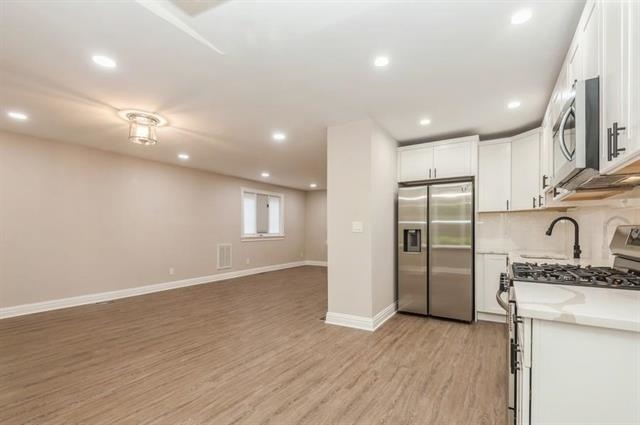 118 PARKVIEW AVE Unit: 1