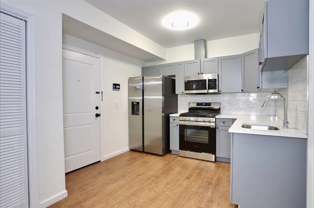 143 ZABRISKIE ST Unit: 2A