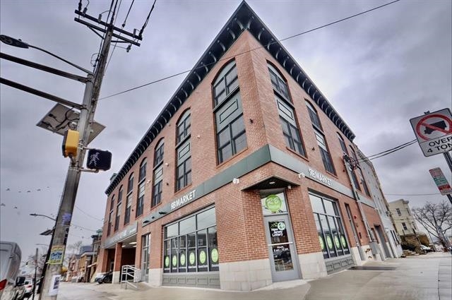 143 ZABRISKIE ST Unit: 2A