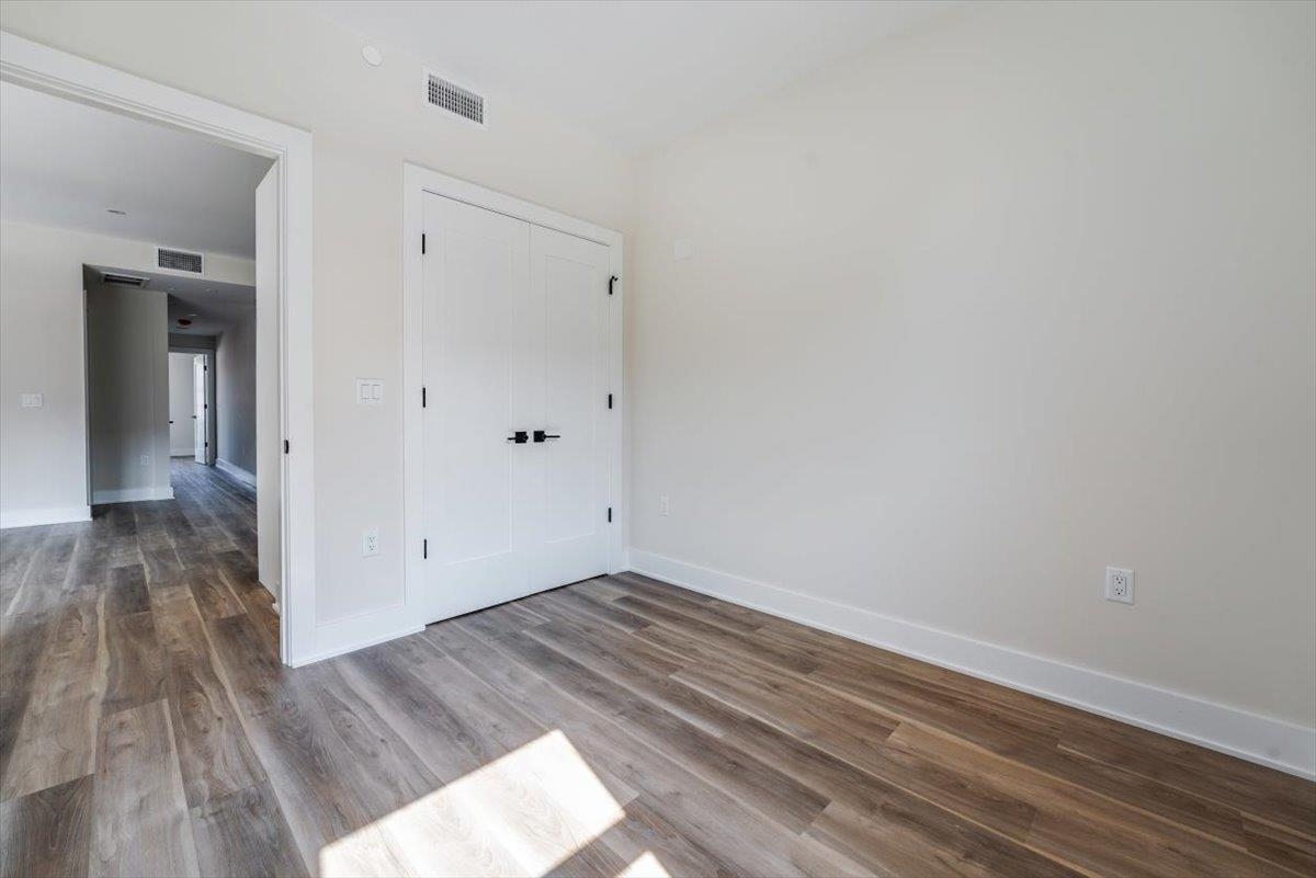 237 WASHINGTON ST Unit: 401