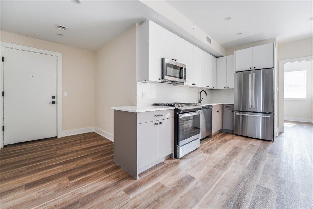 237 WASHINGTON ST Unit: 401