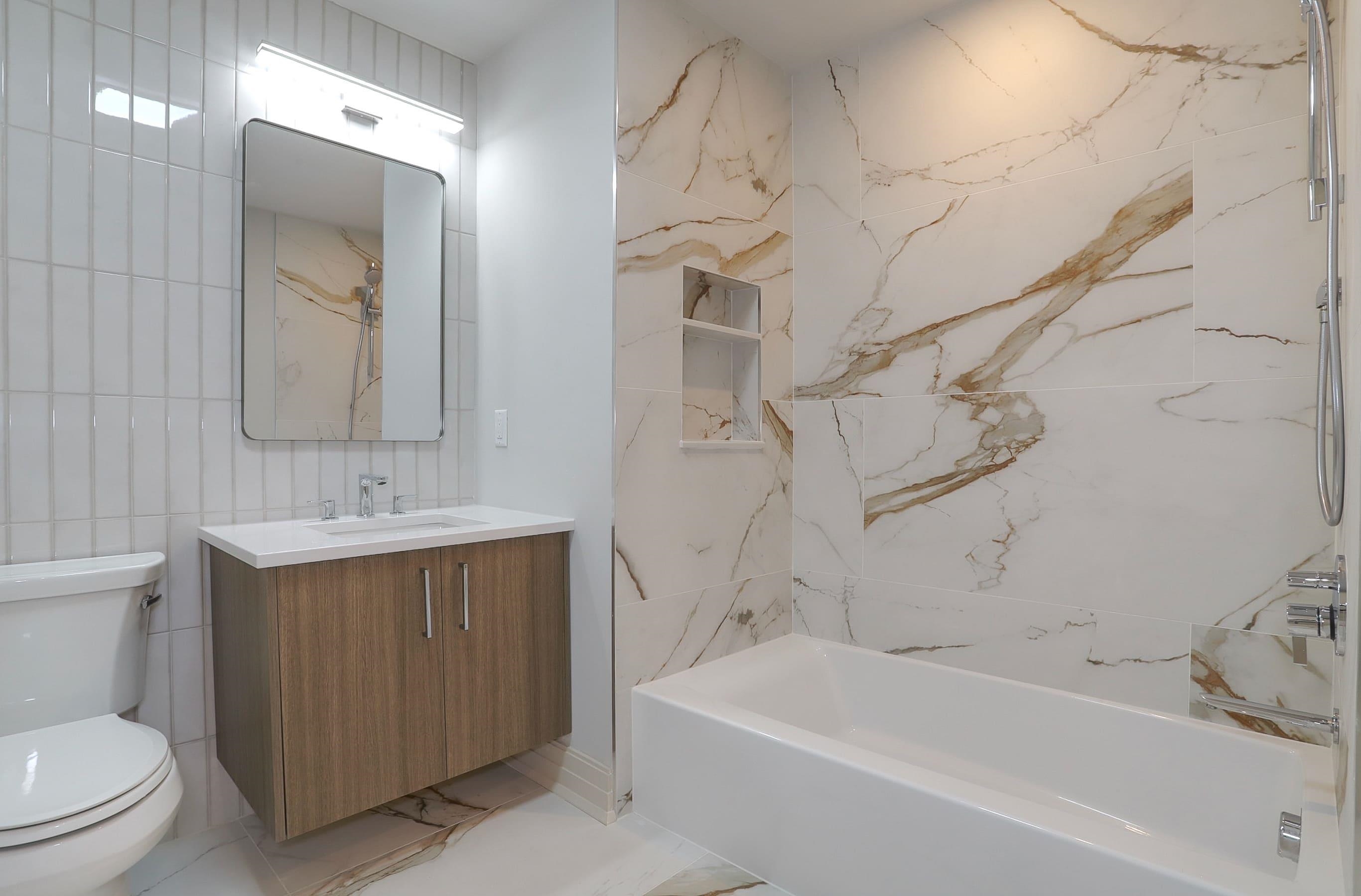 931 MADISON ST Unit: 309