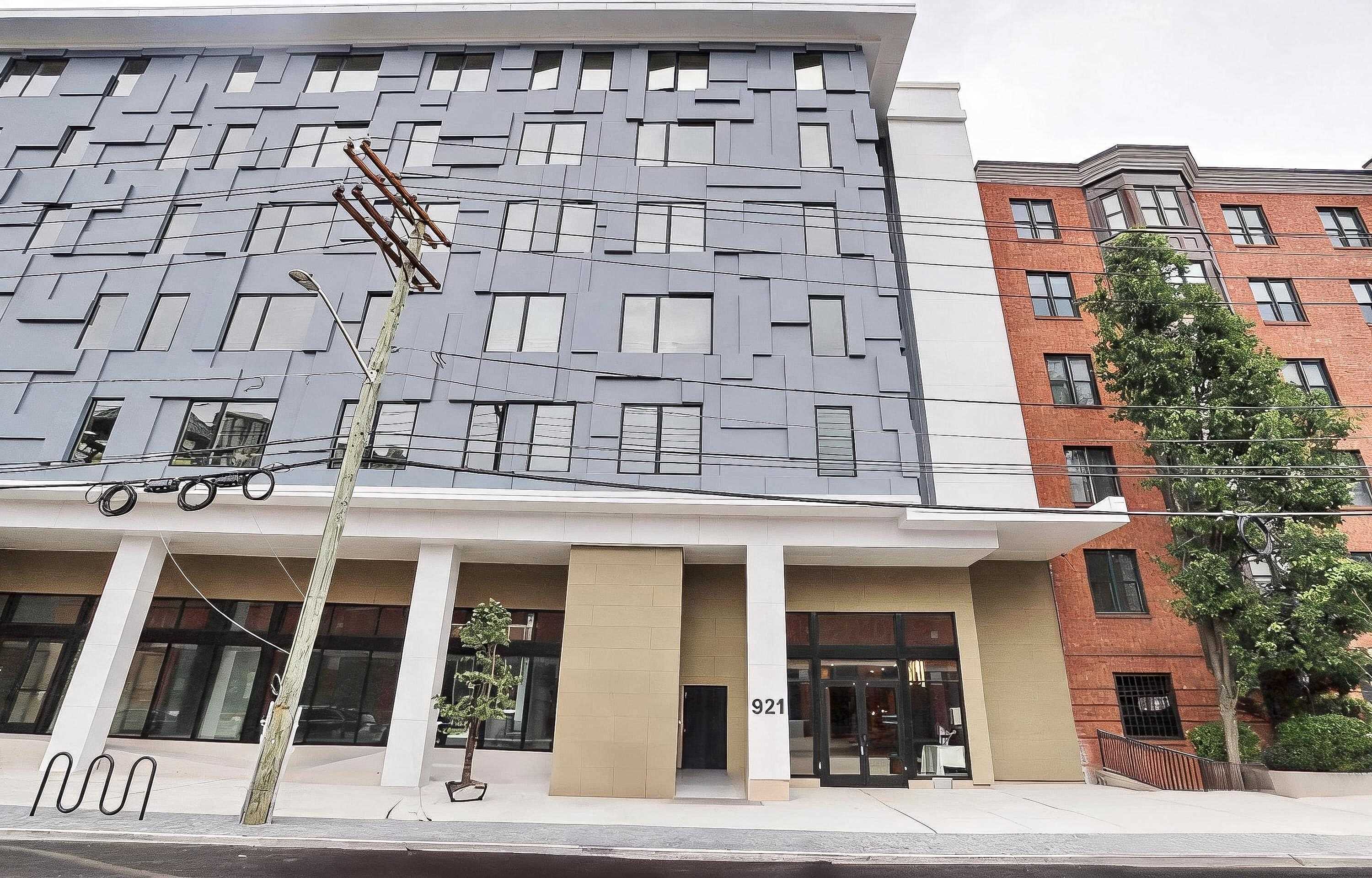 931 MADISON ST Unit: 309