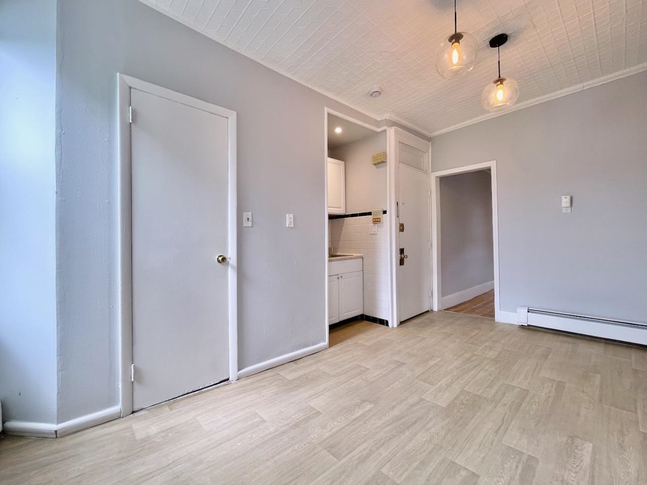 259 3RD ST Unit: 6