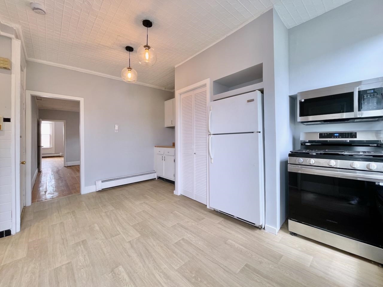 259 3RD ST Unit: 6