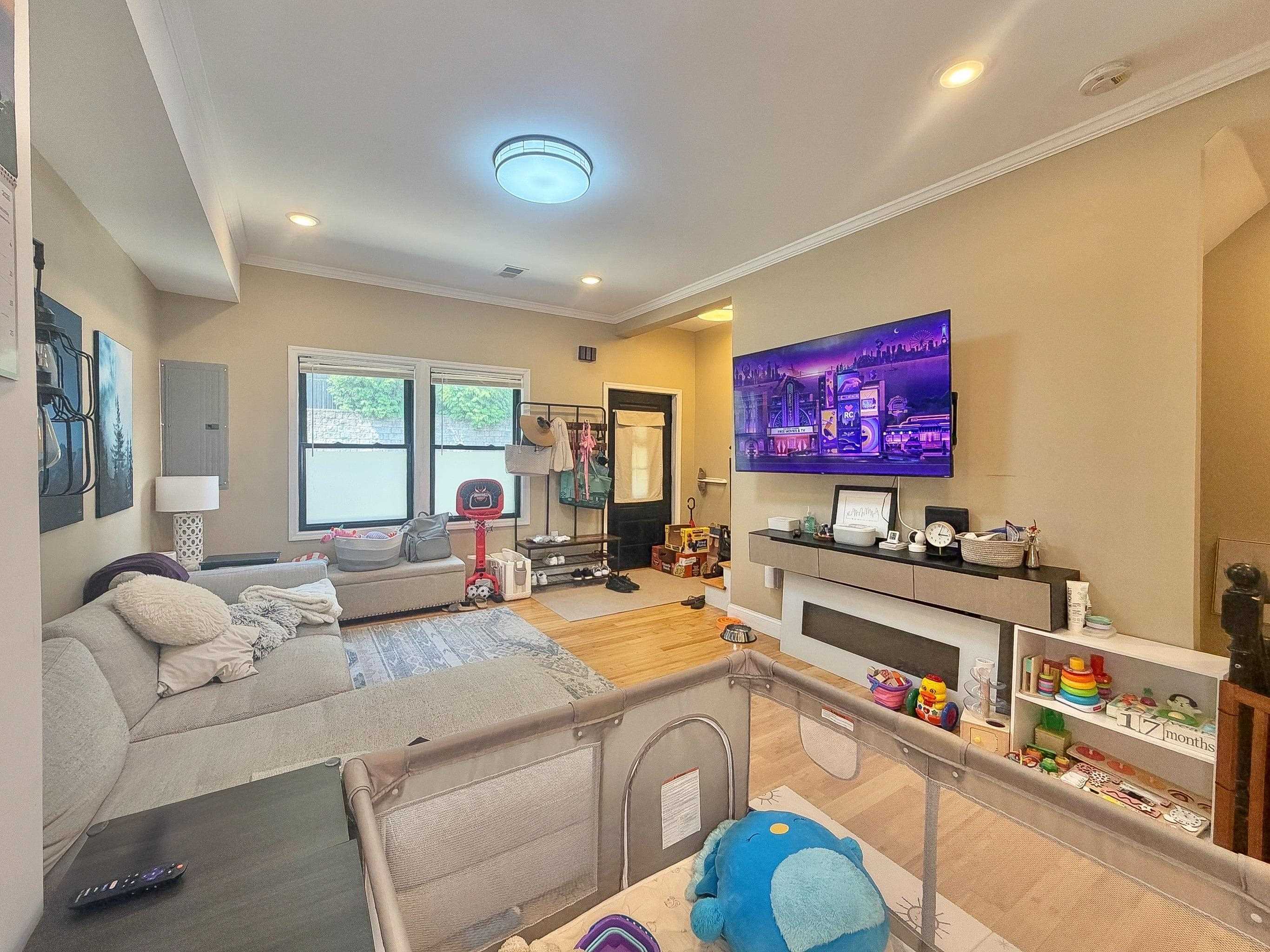 11A WEST 19TH ST
