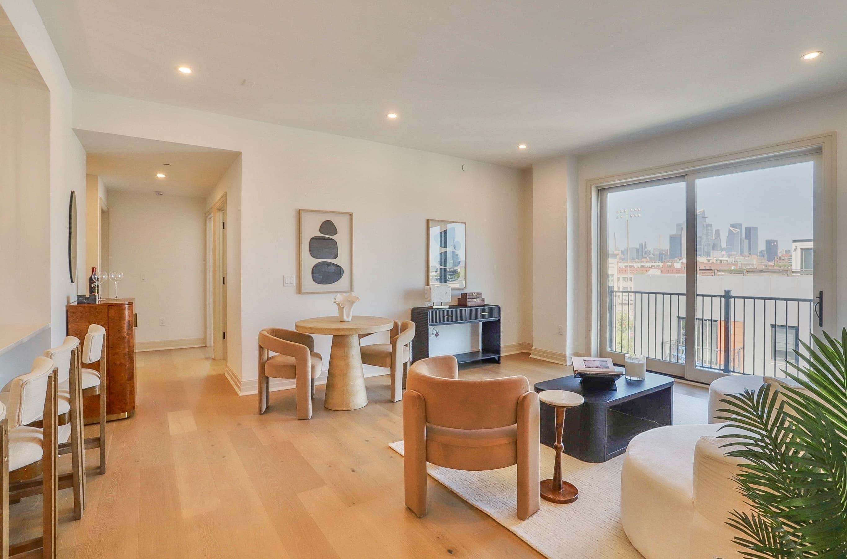 931 MADISON ST Unit: 405