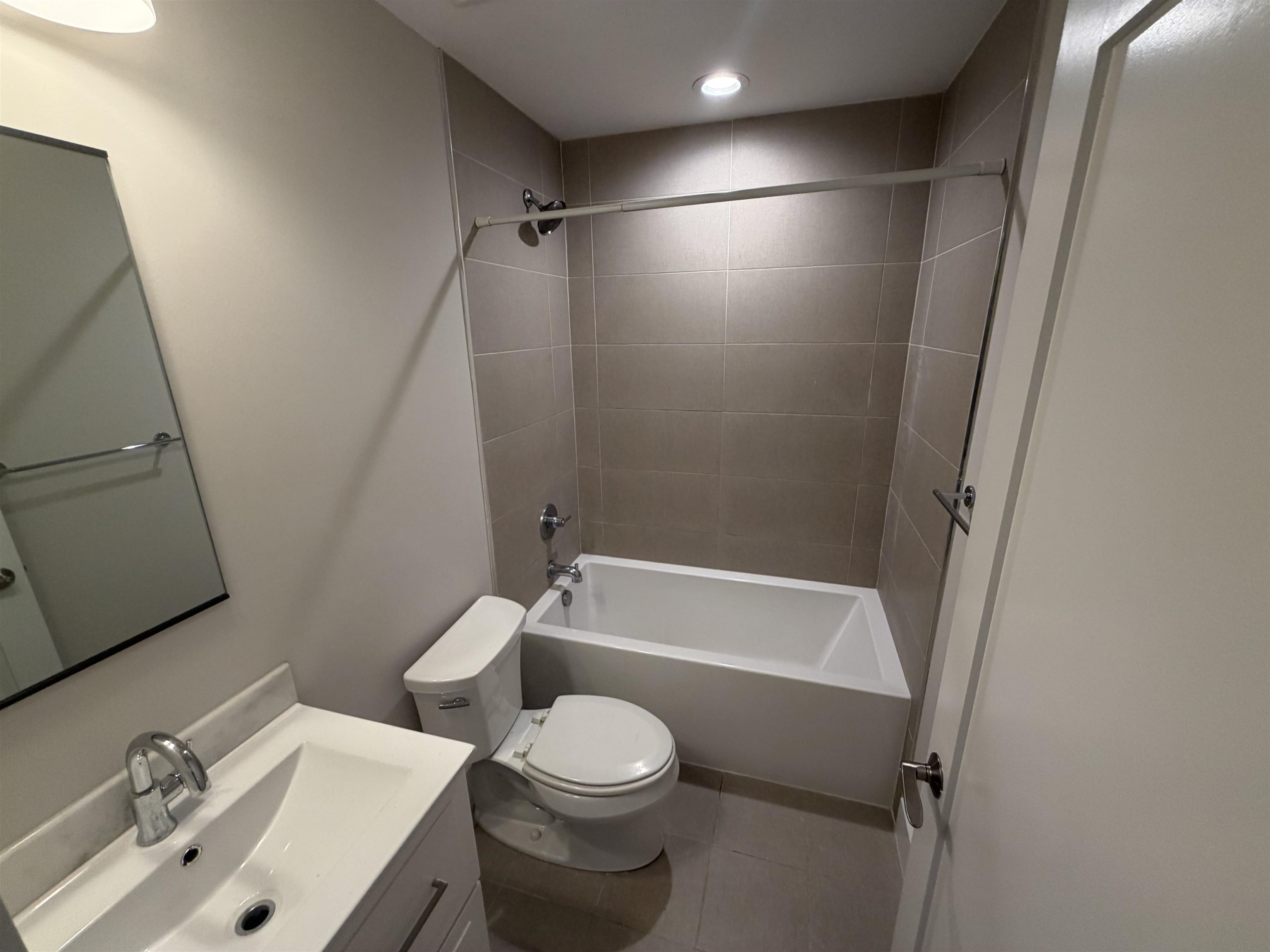 419 WASHINGTON ST Unit: 2