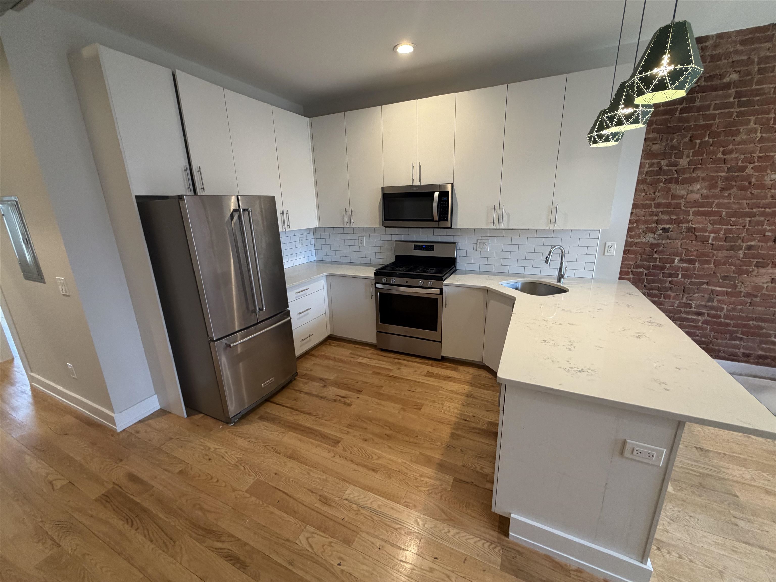 419 WASHINGTON ST Unit: 2