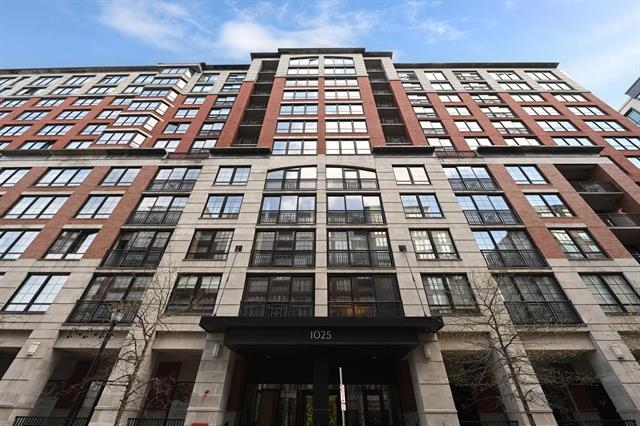1025 MAXWELL LANE Unit: 212