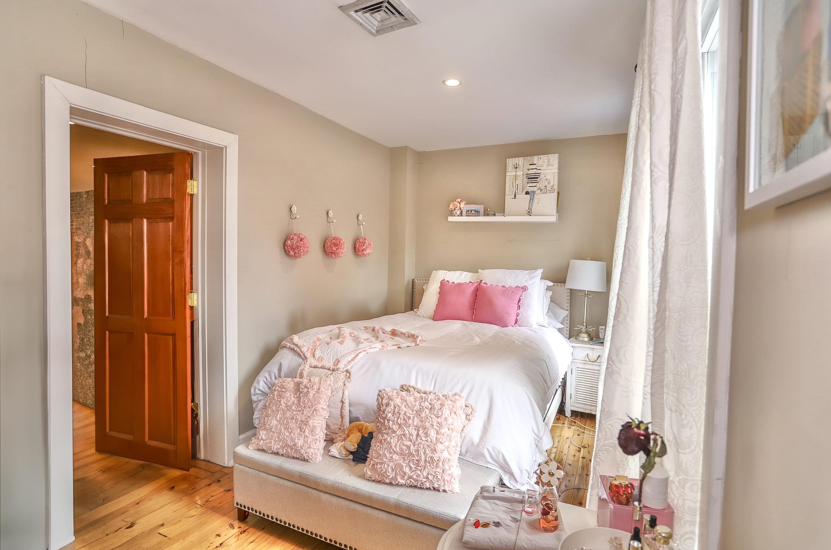 341 PARK AVE Unit: 2
