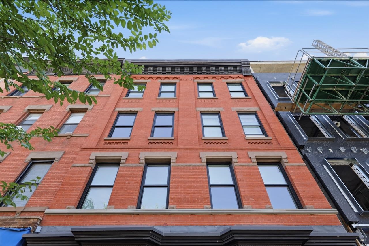 313 WASHINGTON ST Unit: 4
