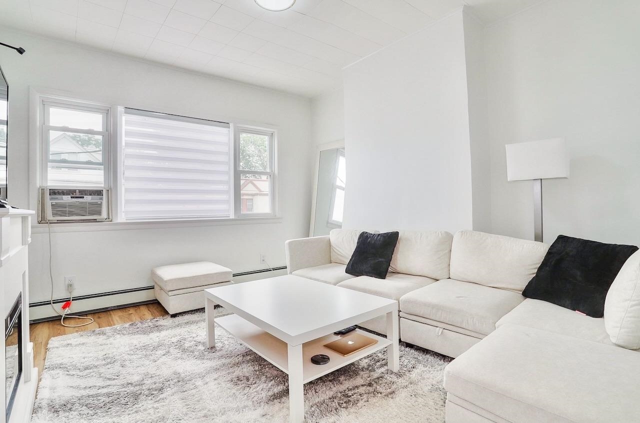 92 WEST 15TH ST Unit: 2