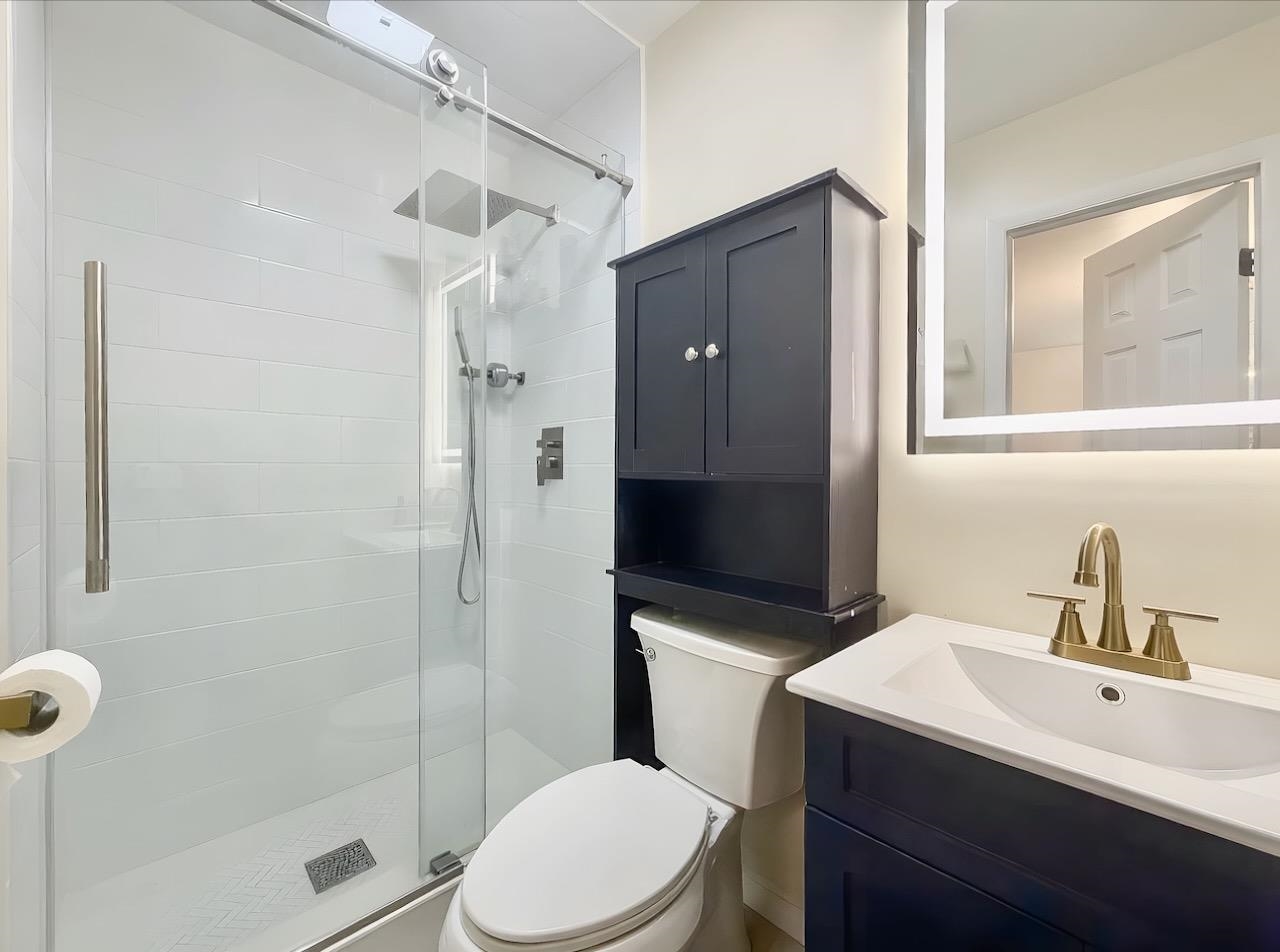 92 WEST 15TH ST Unit: 2