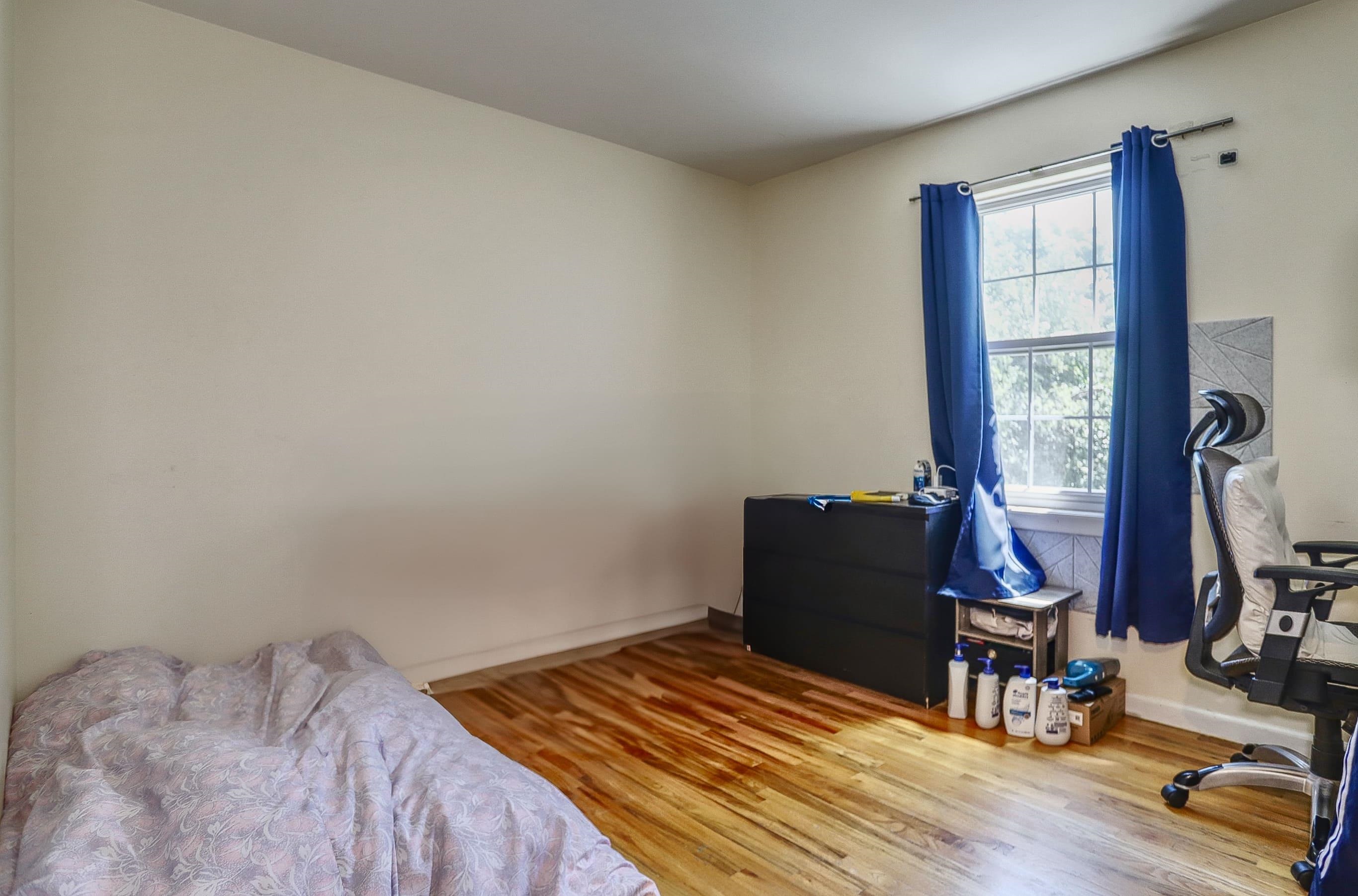 210 NEW YORK AVE Unit: 2