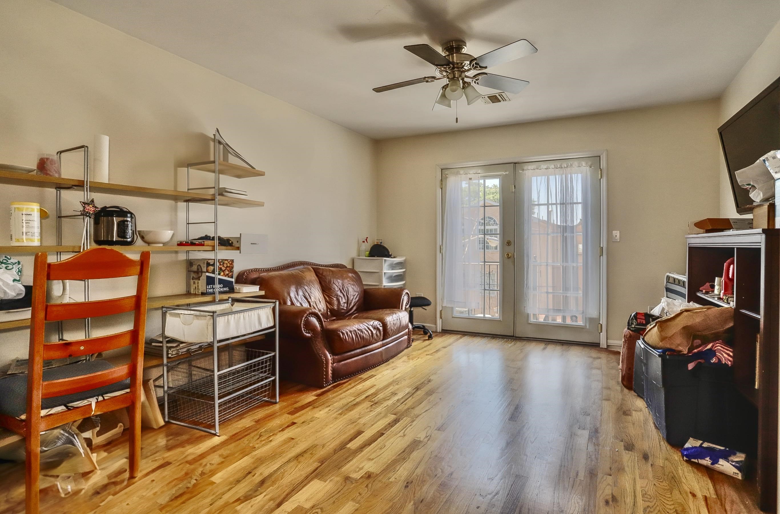 210 NEW YORK AVE Unit: 2