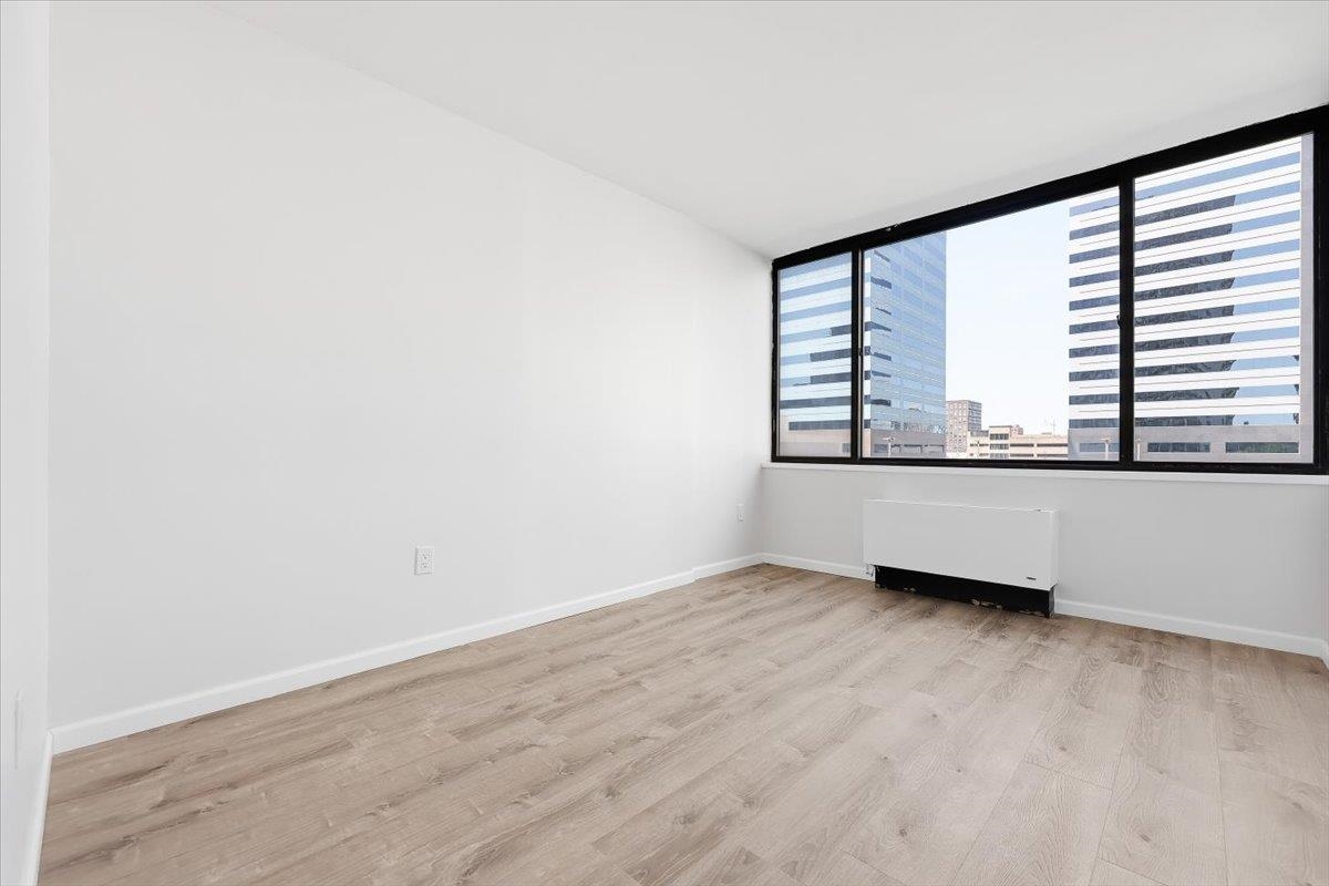 45 RIVER DR SOUTH Unit: 609