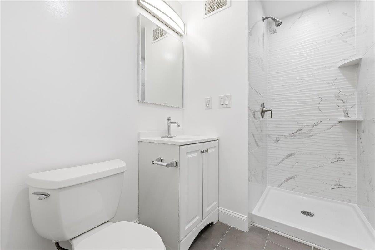 45 RIVER DR SOUTH Unit: 609