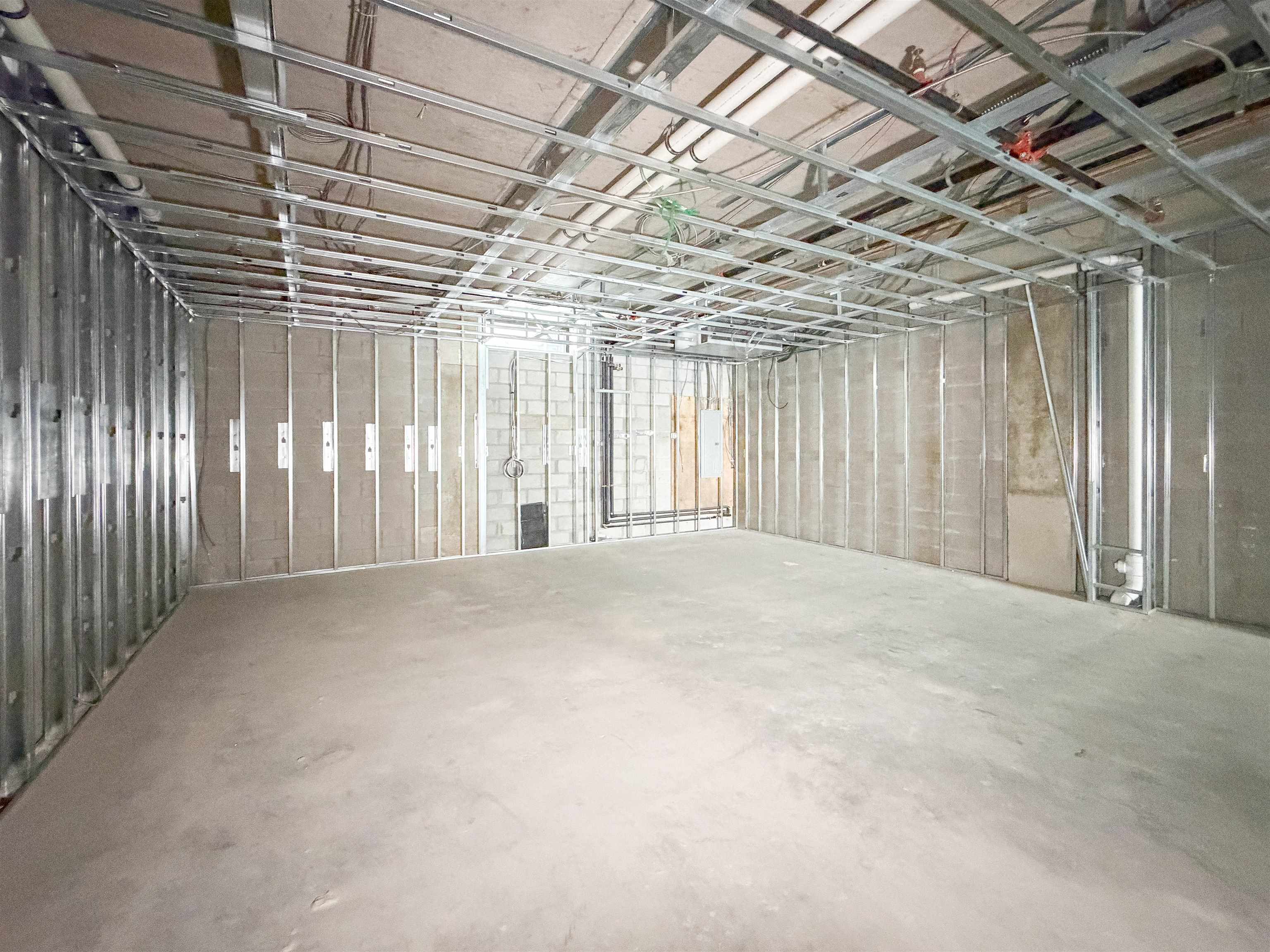 528 ADAMS ST Unit: C