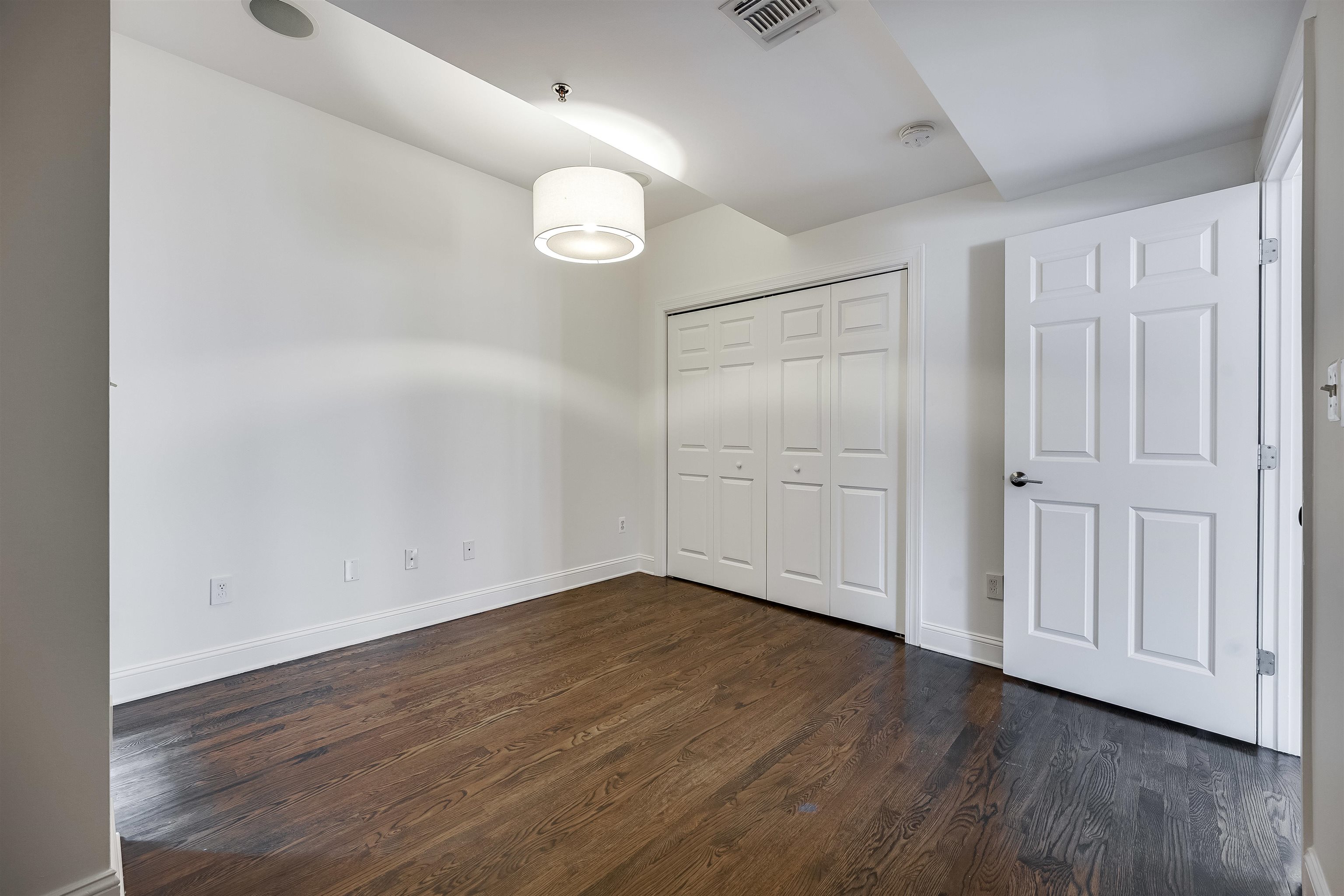 829 WASHINGTON ST Unit: 5