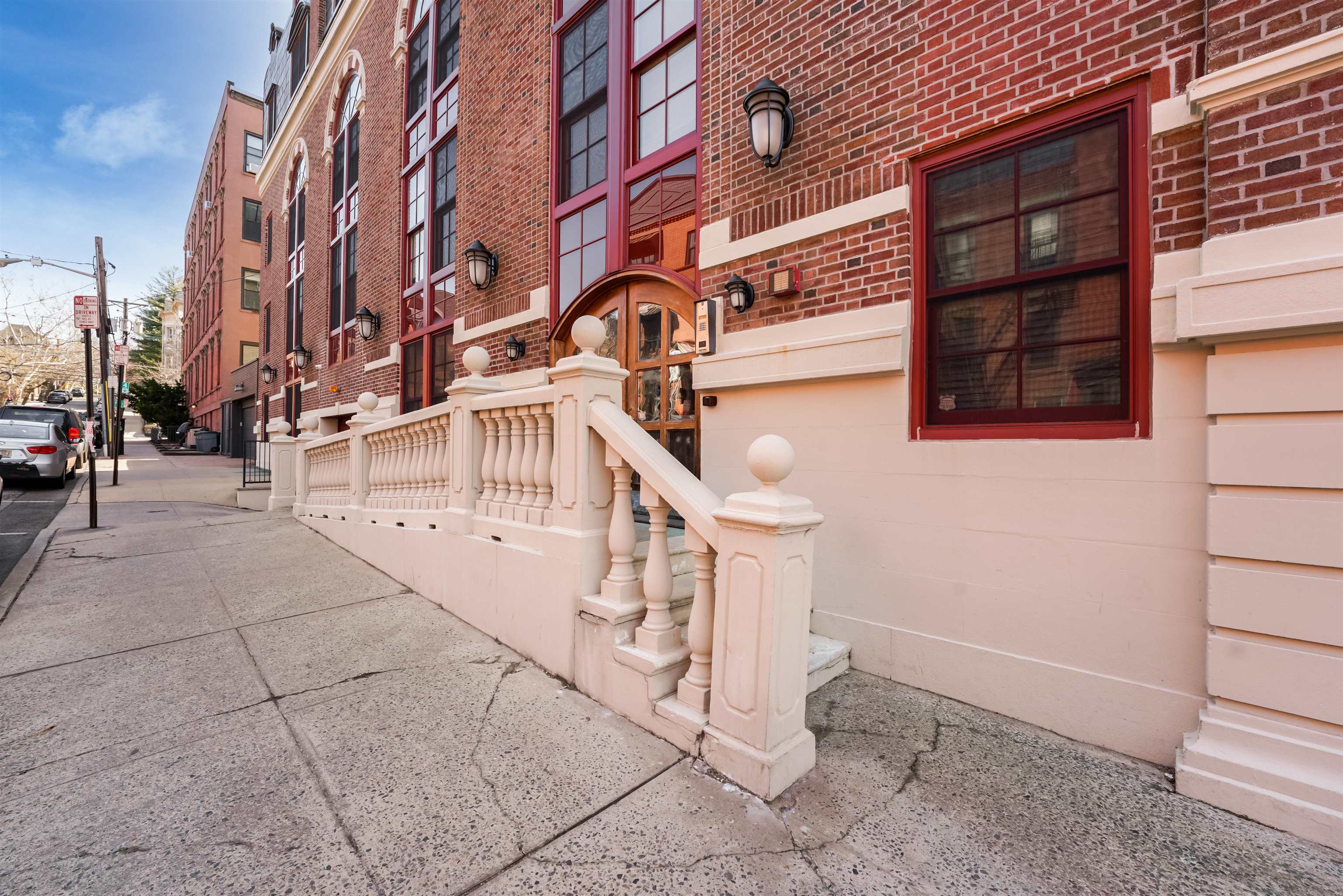 829 WASHINGTON ST Unit: 5