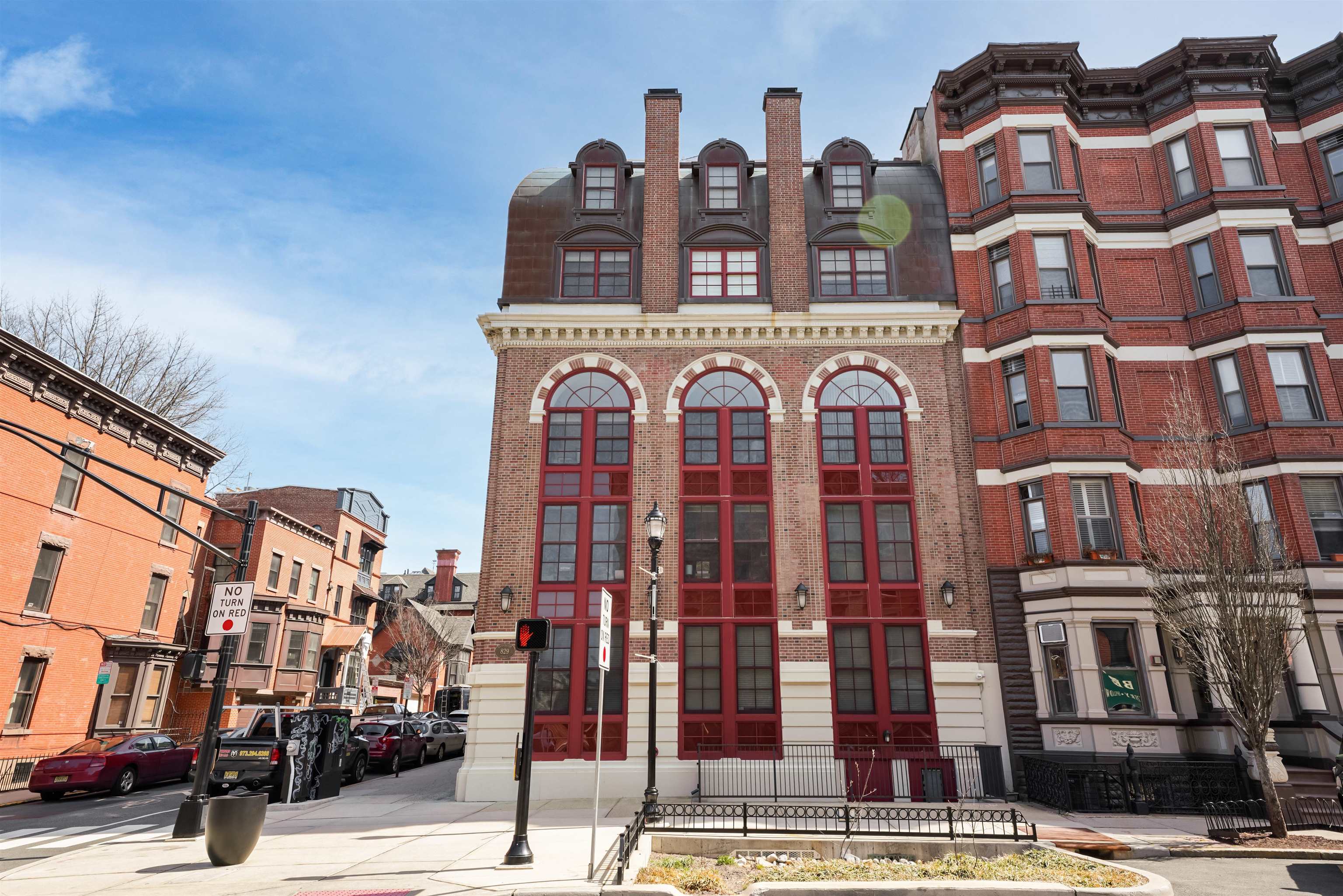 829 WASHINGTON ST Unit: 5