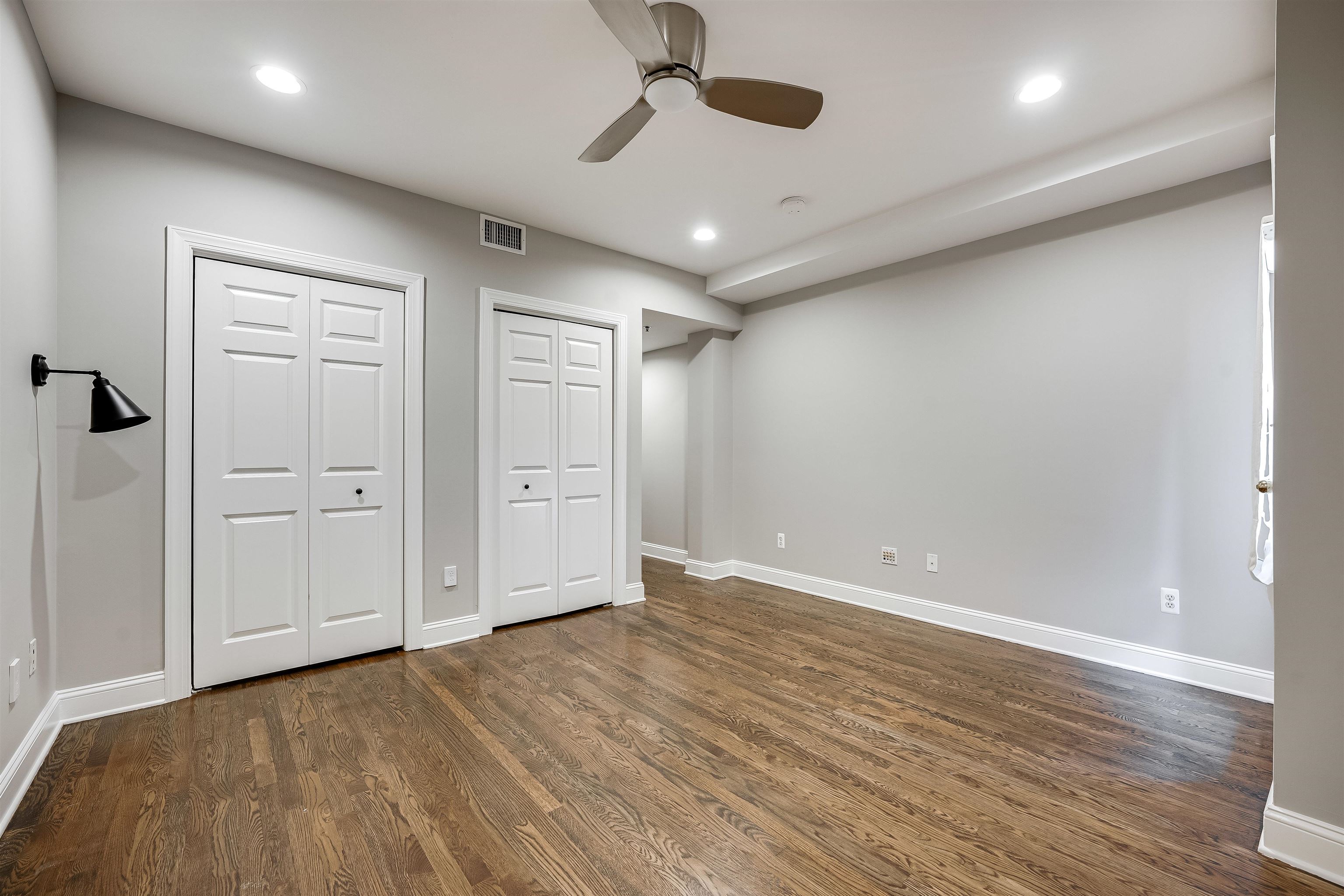 829 WASHINGTON ST Unit: 5