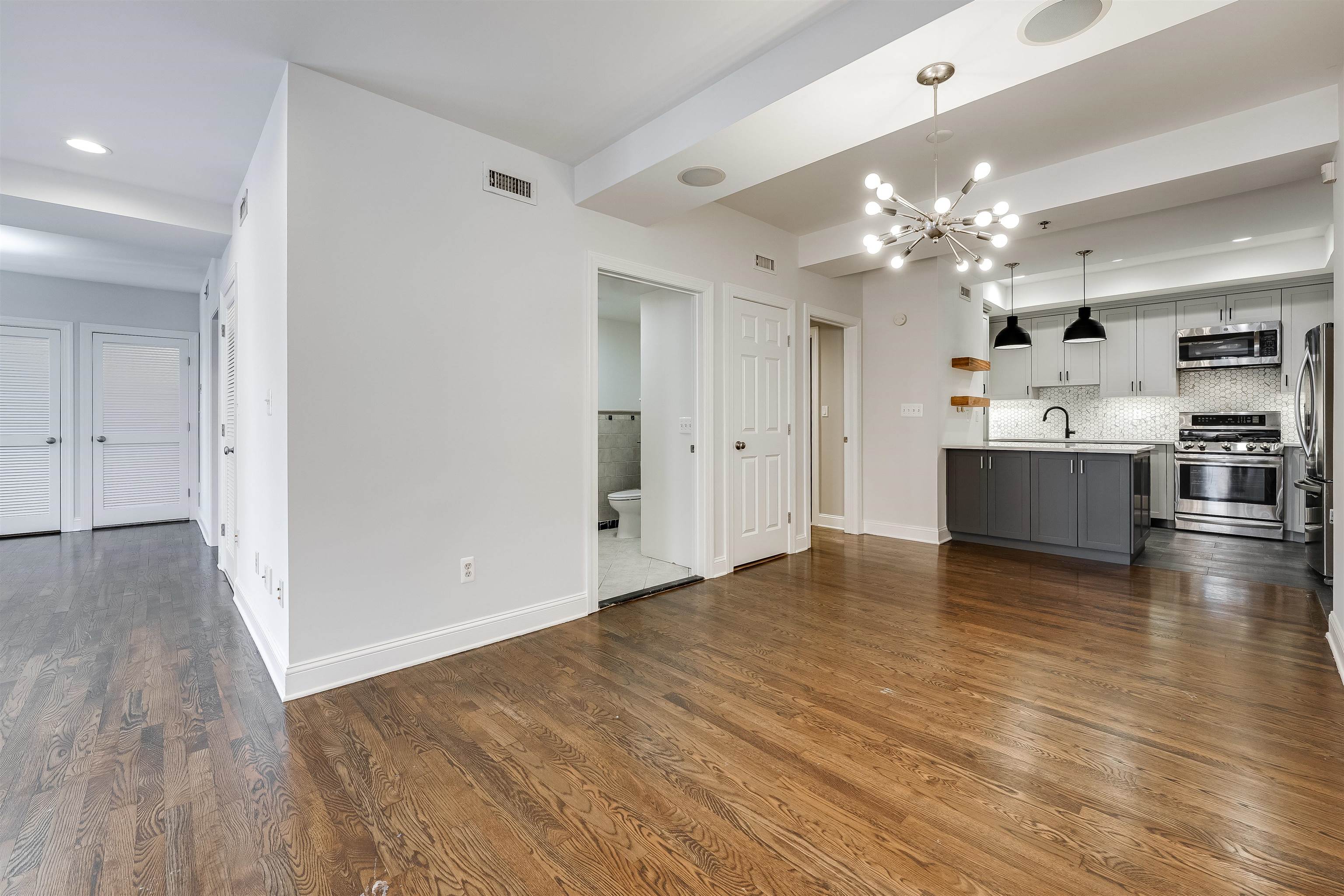 829 WASHINGTON ST Unit: 5