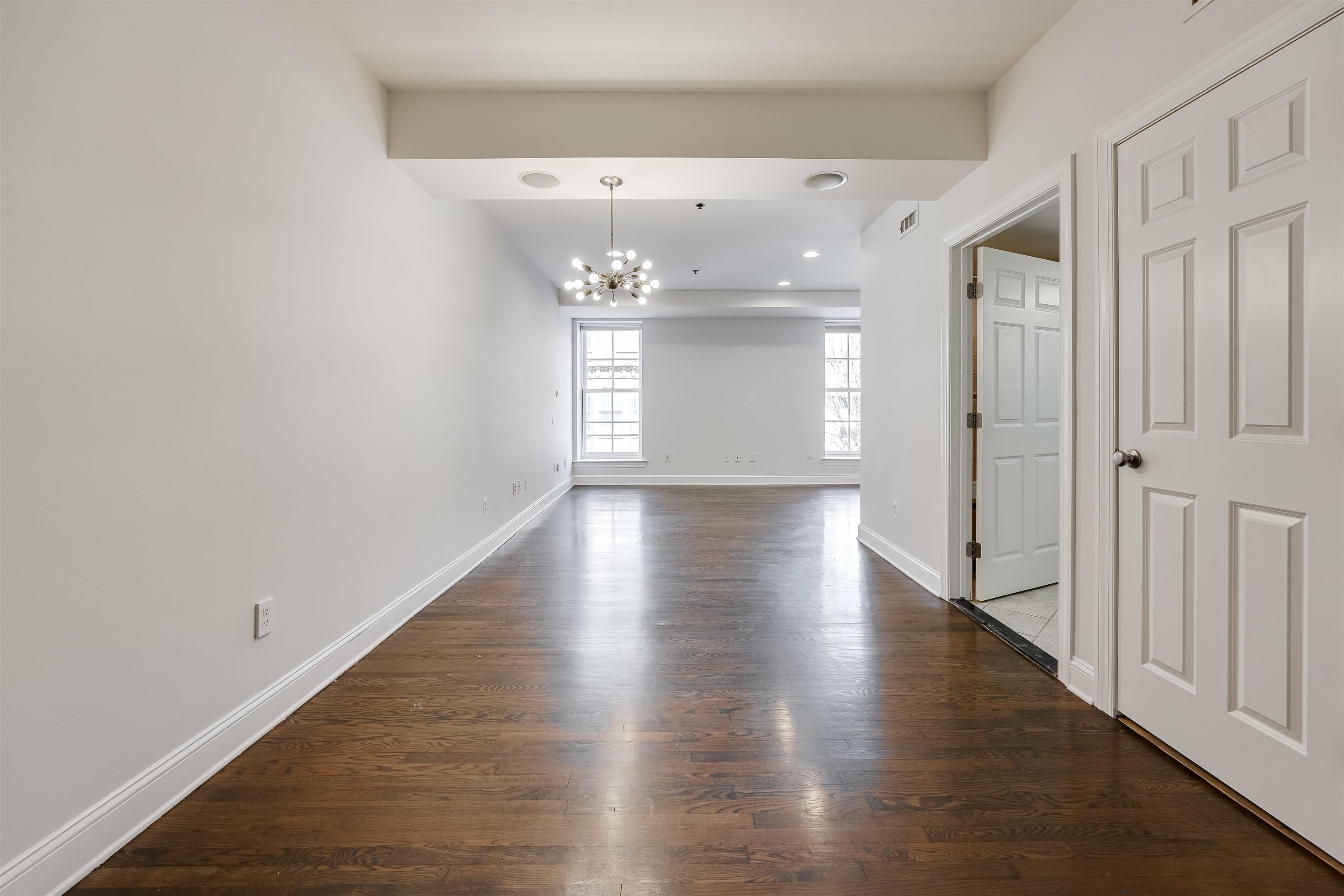 829 WASHINGTON ST Unit: 5