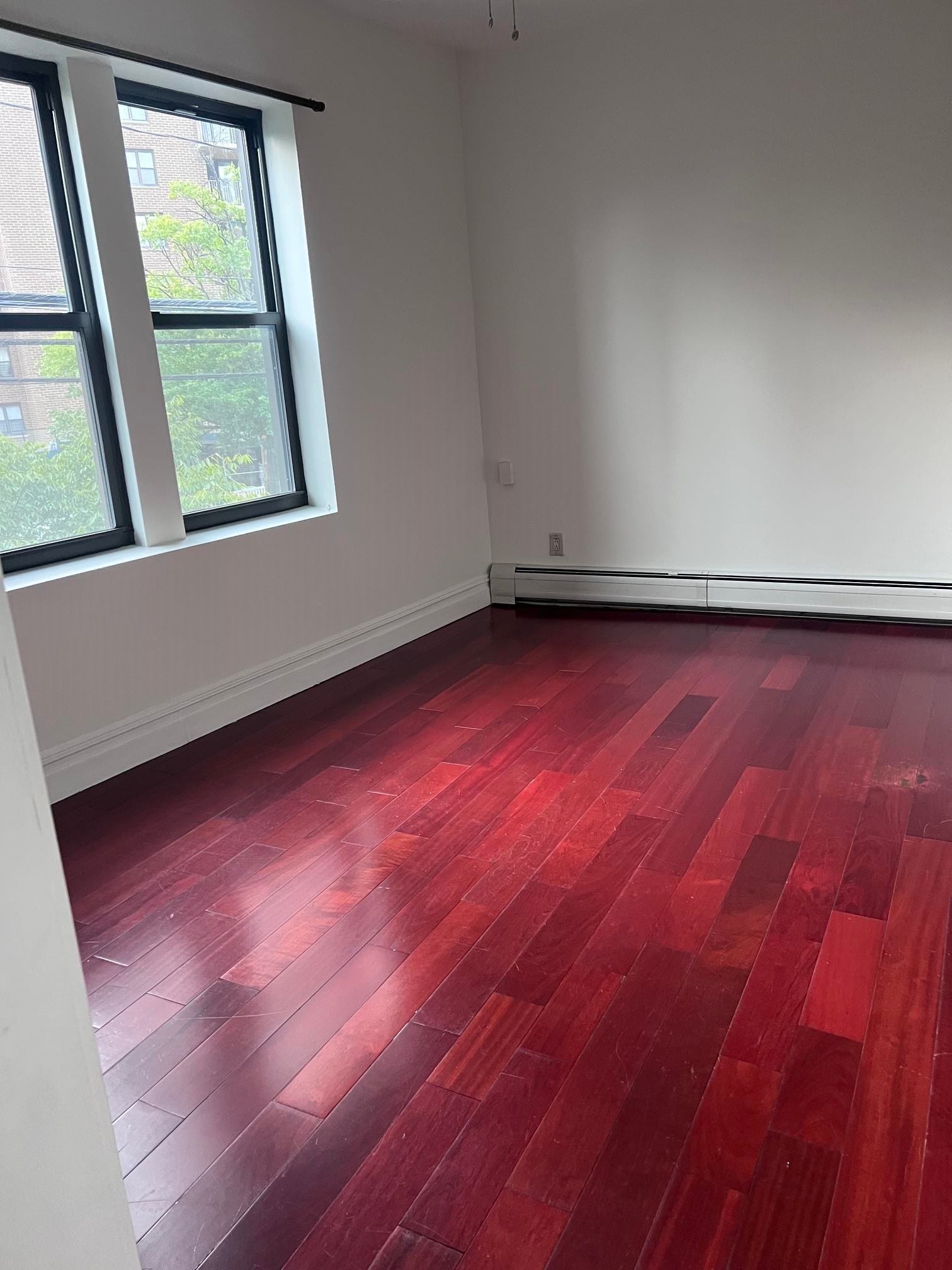 50 49TH ST Unit: 4