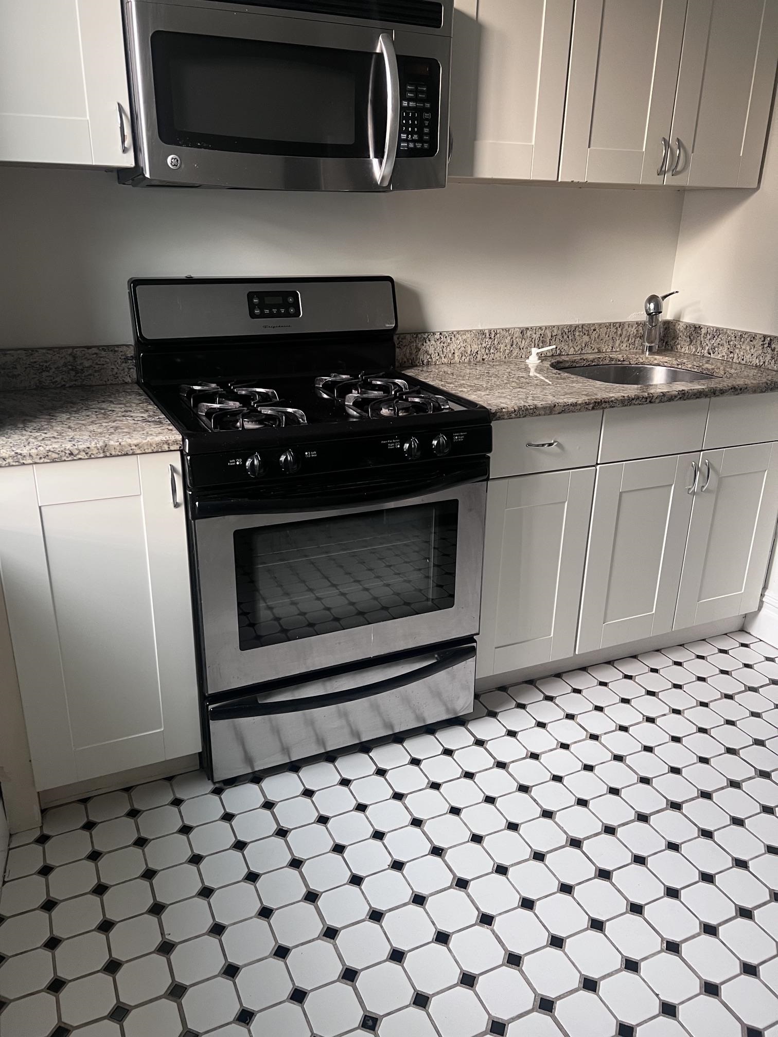 50 49TH ST Unit: 4