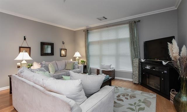 1200 GRAND ST Unit: 322