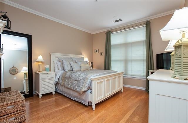 1200 GRAND ST Unit: 322