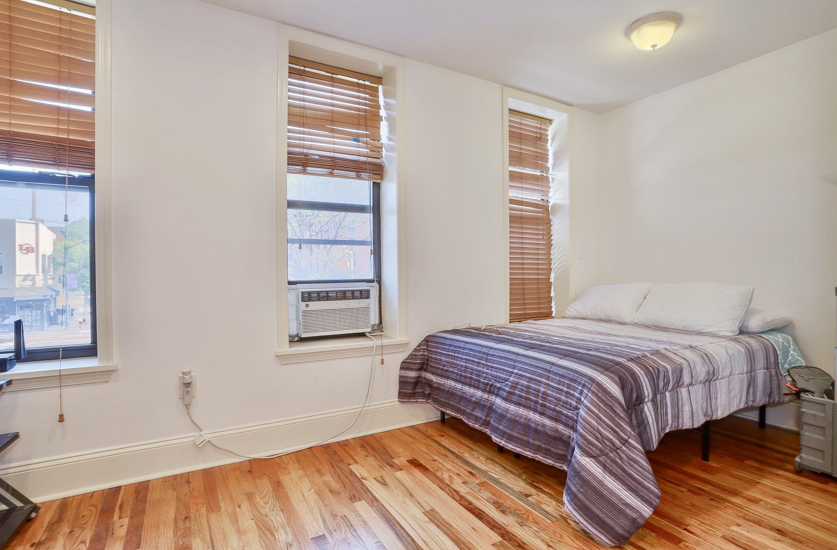 197 NEWARK AVE Unit: 1