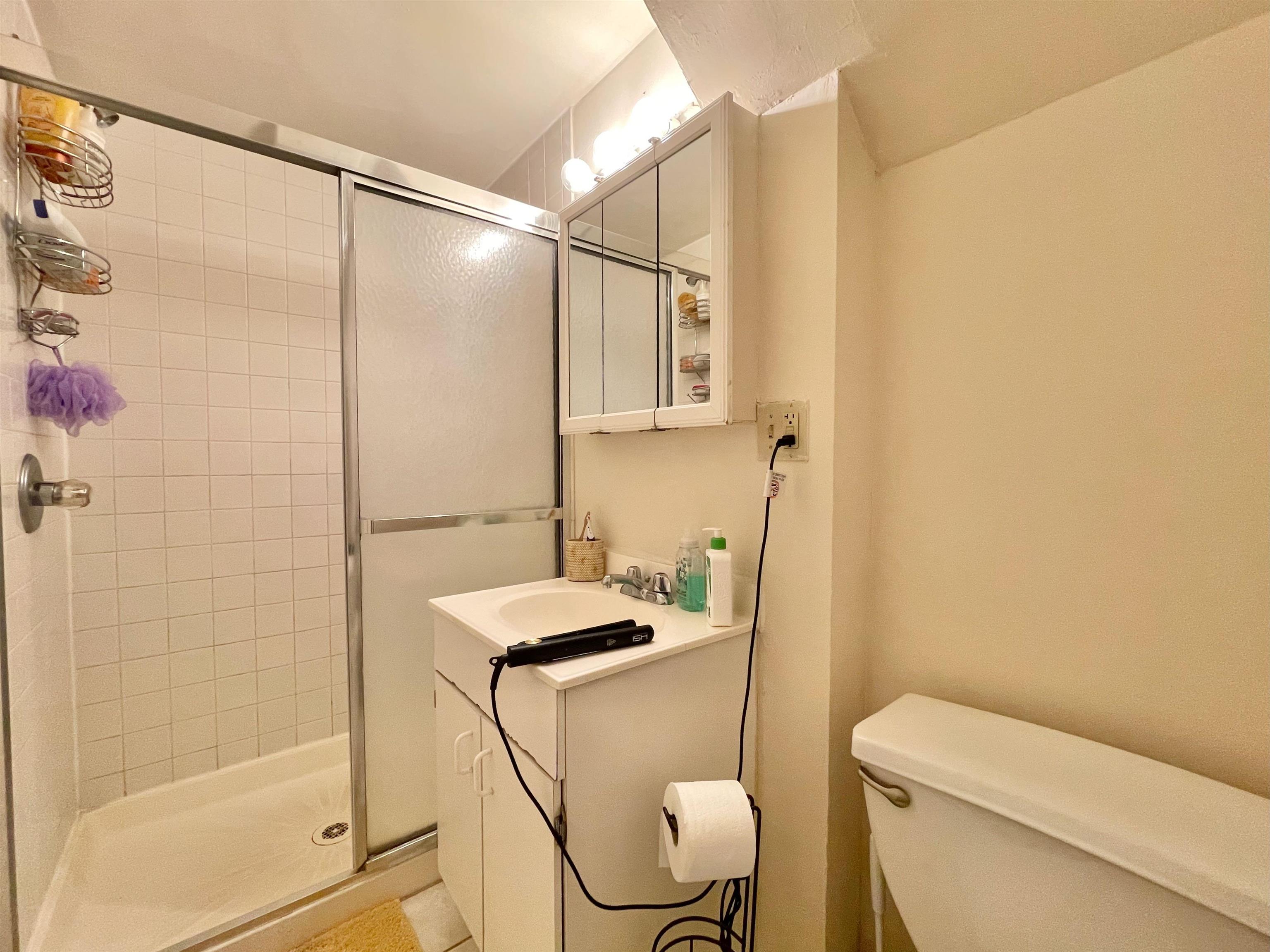 1035 WASHINGTON ST Unit: LL