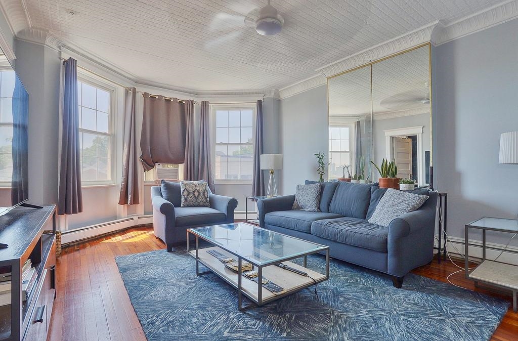 192 GRIFFITH ST Unit: 3