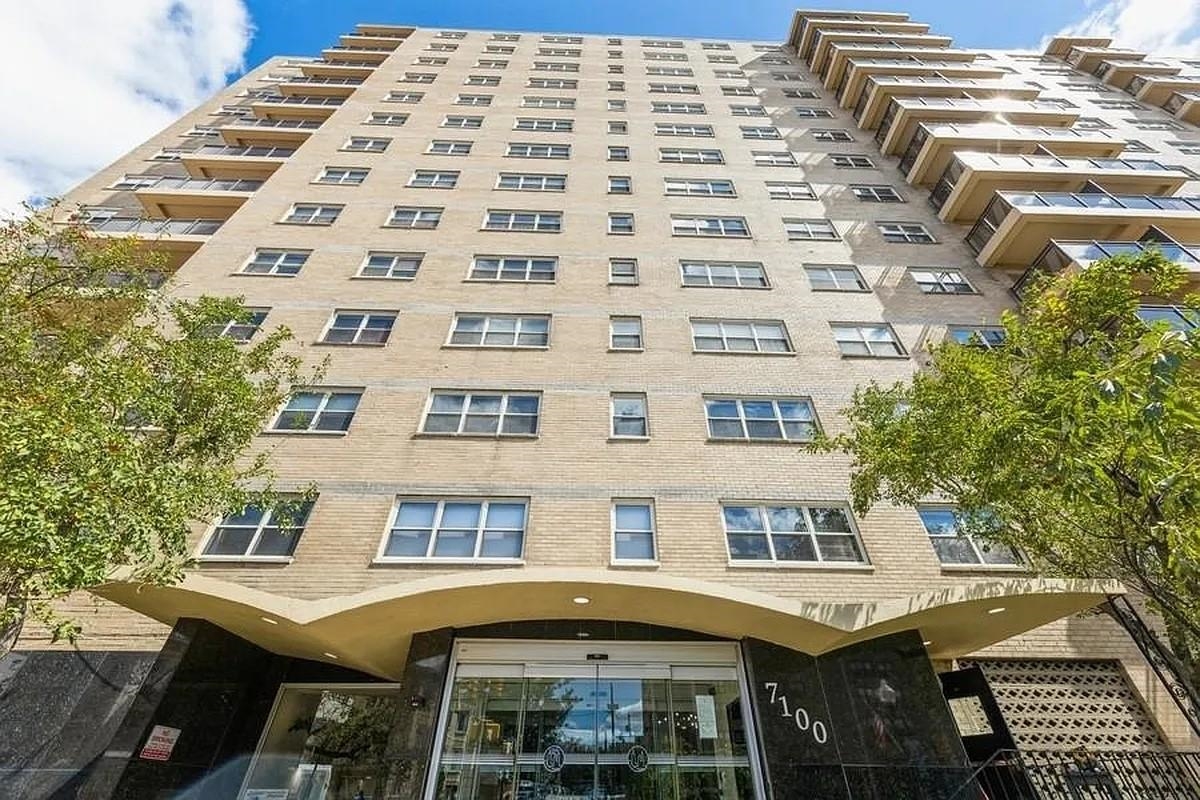 7100 BLVD EAST Unit: 14A