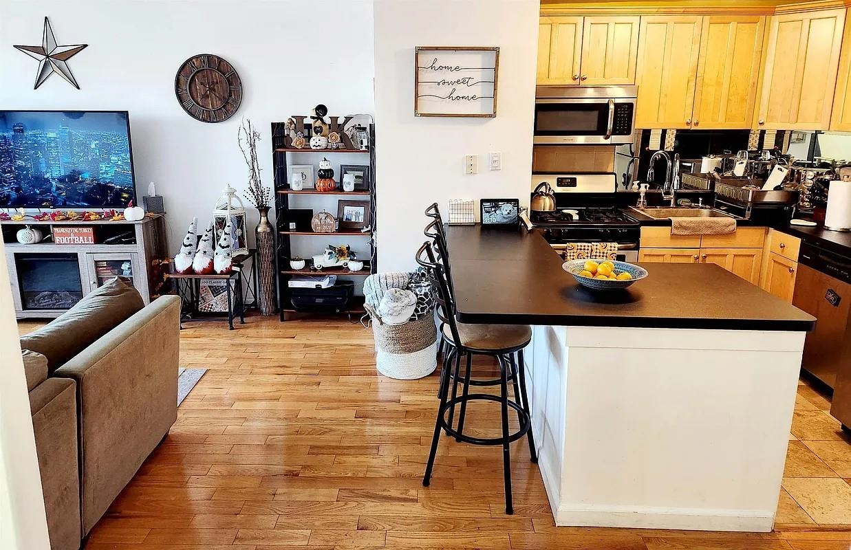 7100 BLVD EAST Unit: 14A