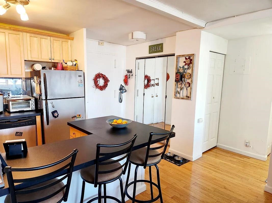 7100 BLVD EAST Unit: 14A