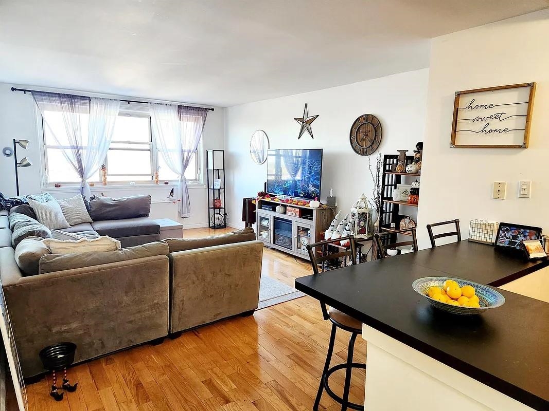 7100 BLVD EAST Unit: 14A