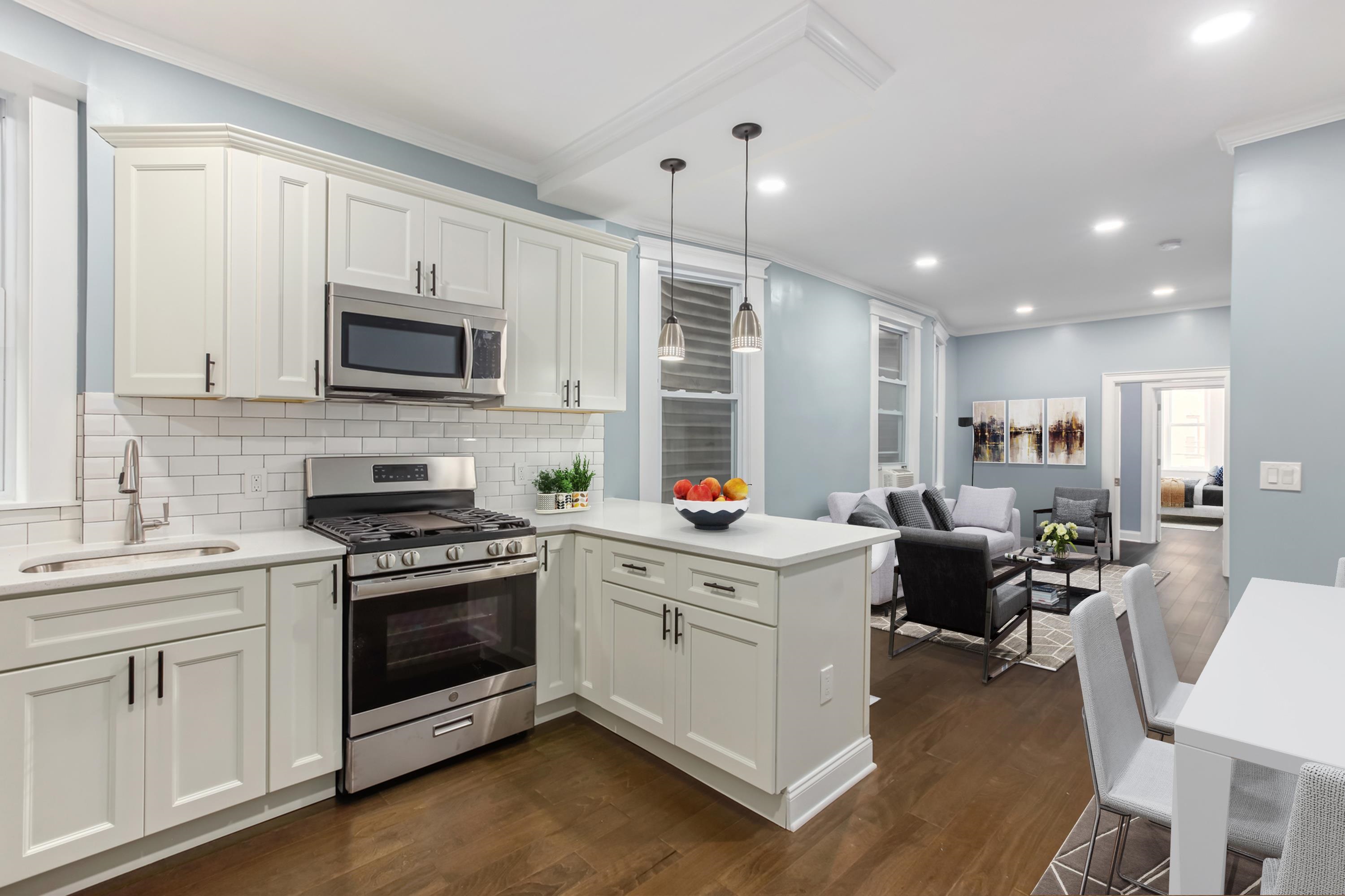 380 BALDWIN AVE Unit: 2R