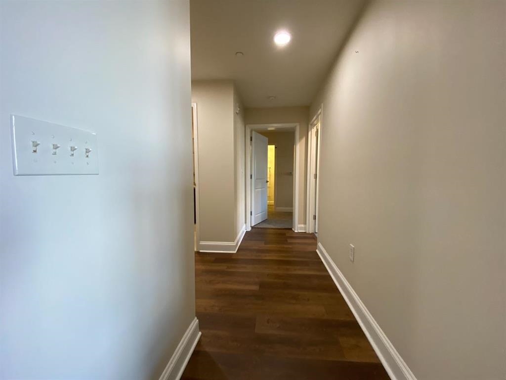 29 1ST ST Unit: 505
