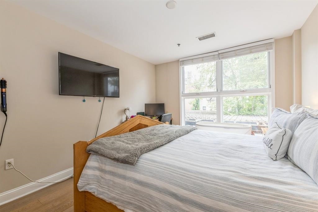70 ADAMS ST Unit: 2A