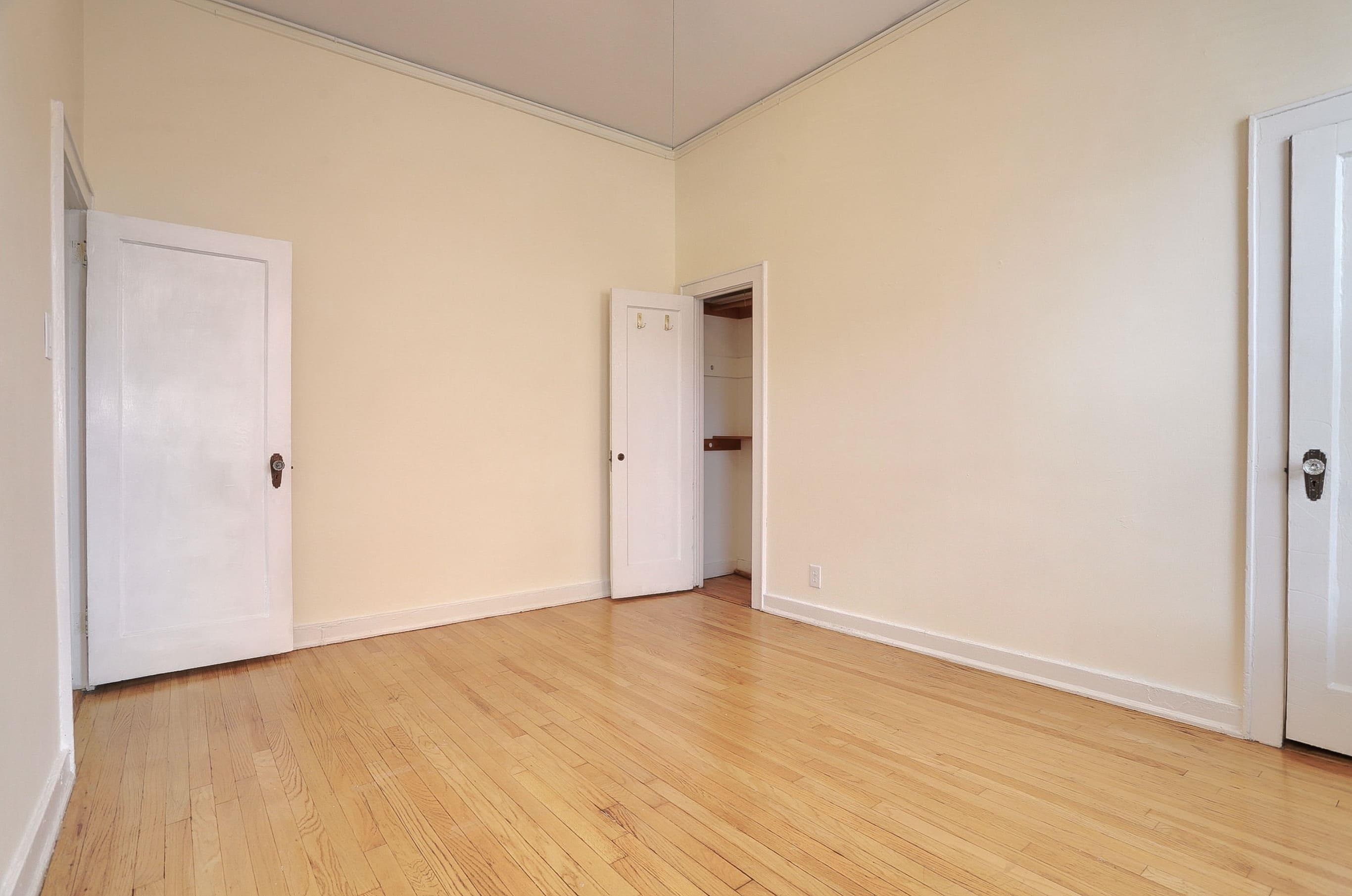 740 WASHINGTON ST Unit: Apt 2