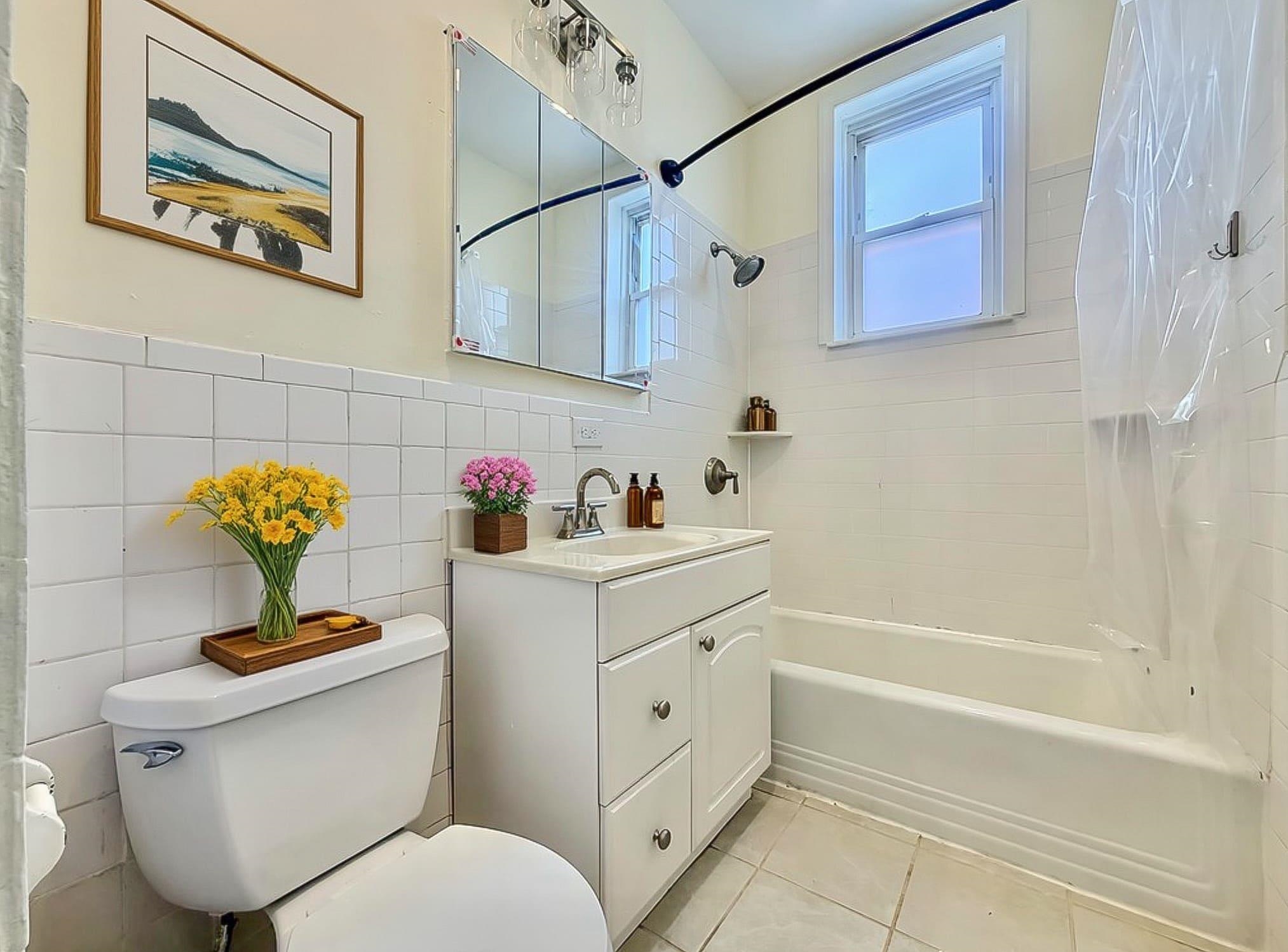 740 WASHINGTON ST Unit: Apt 2