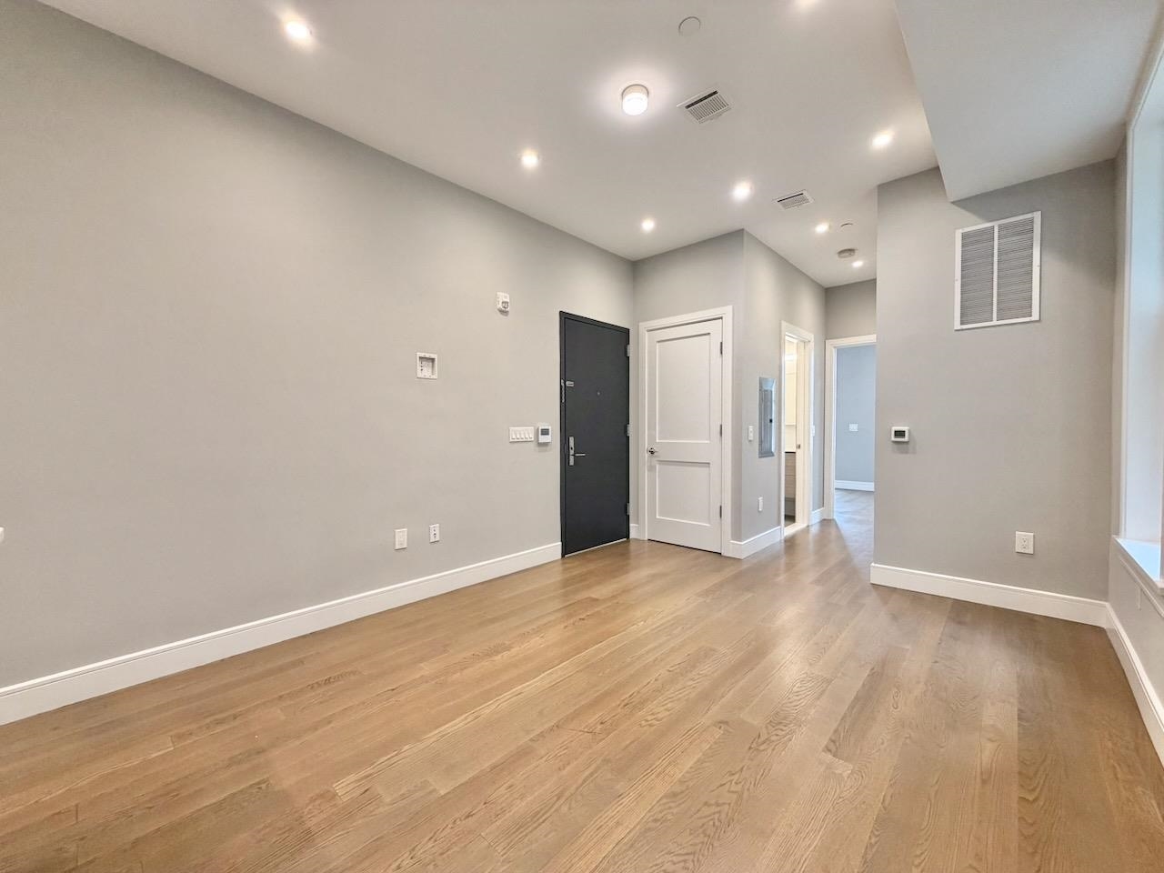 56 3RD ST Unit: 3