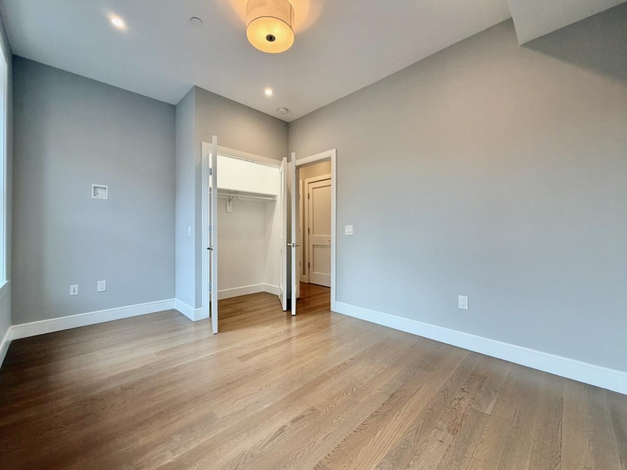 56 3RD ST Unit: 3