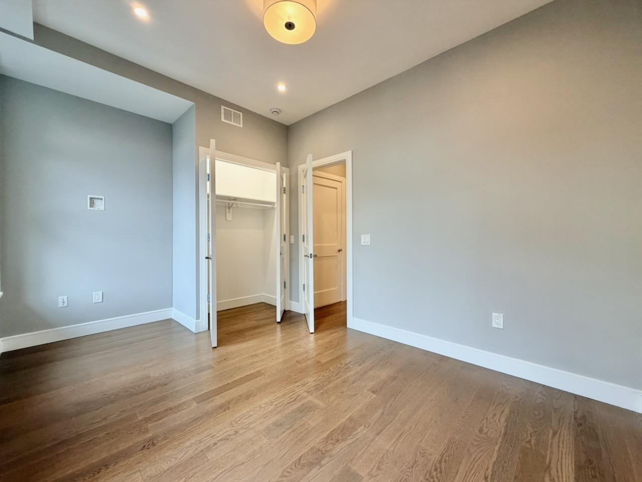 56 3RD ST Unit: 3