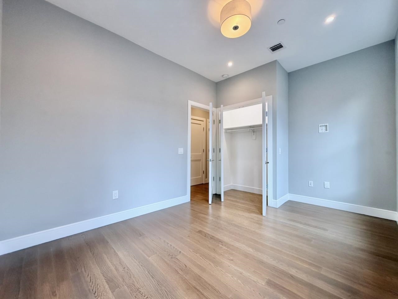 56 3RD ST Unit: 3