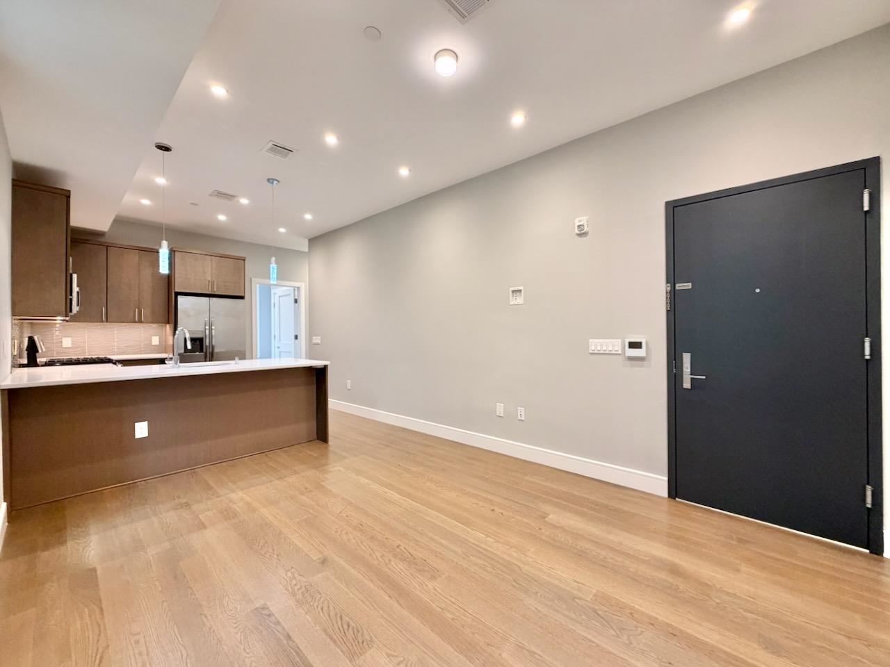 56 3RD ST Unit: 3